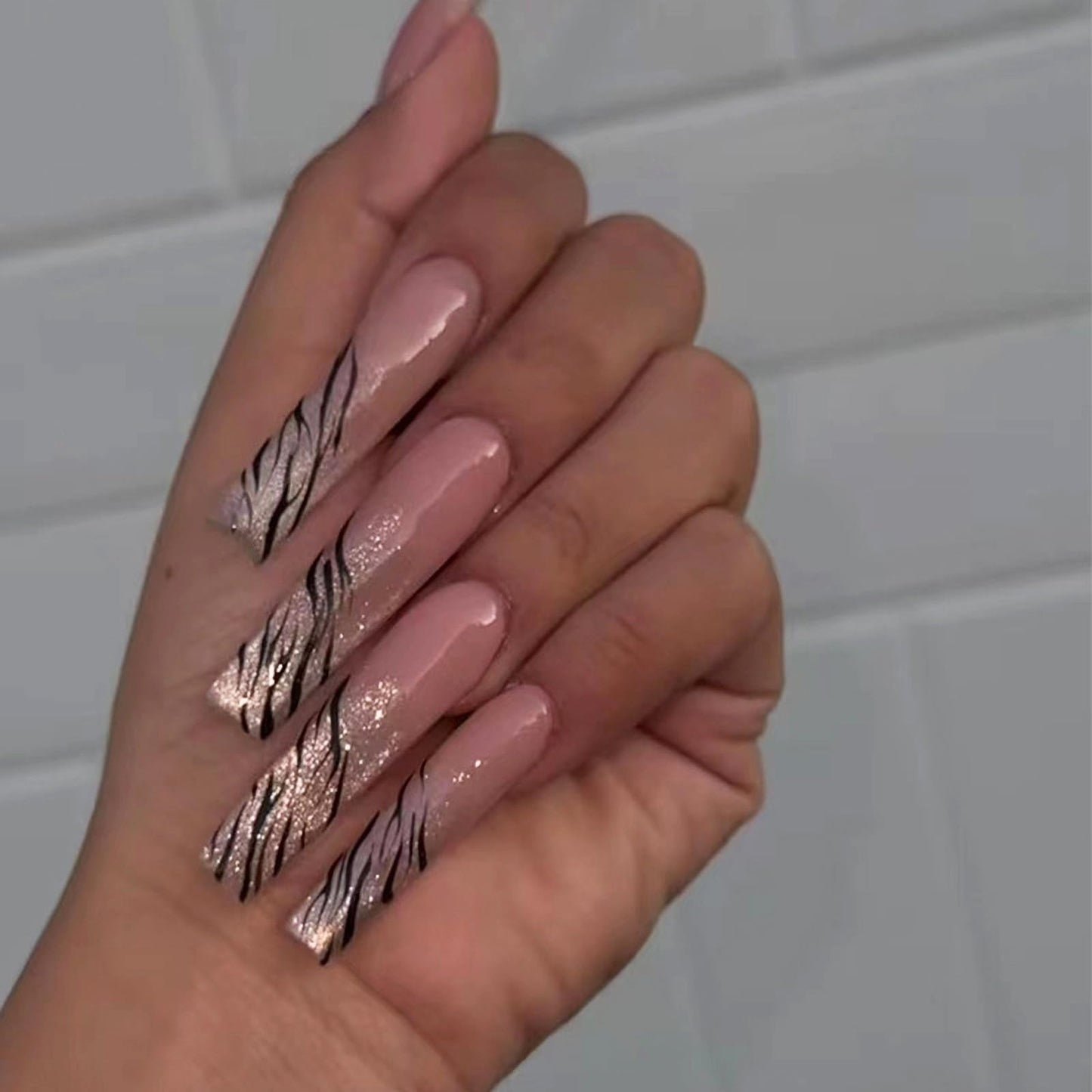 MISUD Press on Nails Extra Long Square Fake Nails Glossy Glue on Nails Bling Glitter Acrylic Nails Squoval Artificial Nails Swirl Stick on False Nails with Design 24 pcs