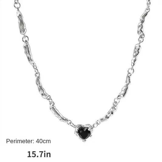 Black Peach Heart Clavicle Chain Necklace for Women