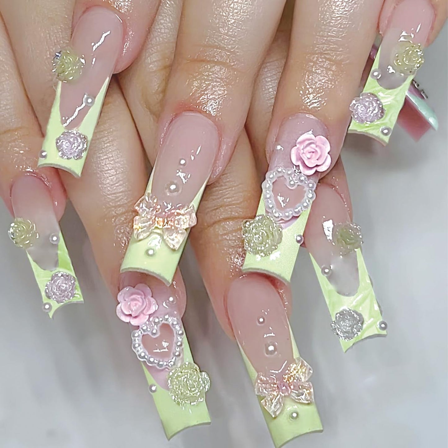 SINHOT French Tip Press on Nails Long Square Fake Nails 3D Flower Acrylic Nails Glossy Glue on Nails 3D Pearls Squoval Nails Stick on False Nails with Design 24 pcs