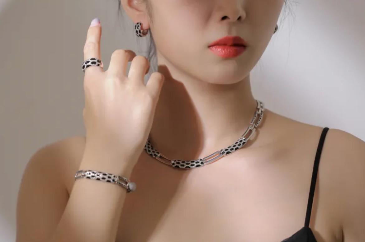 Korean Elegance Diamond Jewelry Set