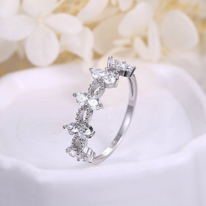 S925 Silver Zirconia Engagement Ring with Star Design