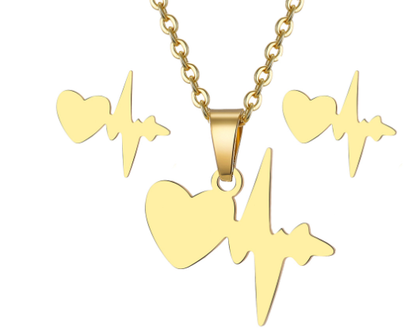 Heart Pendant Necklace Set for Women - Stylish Short Chain