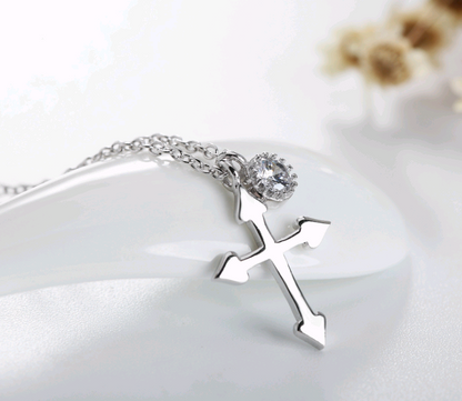 Fashionable Cross Pendant Necklace