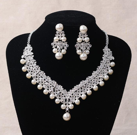 Trendy Bride Jewelry Set with Pearl Necklace & Alloy