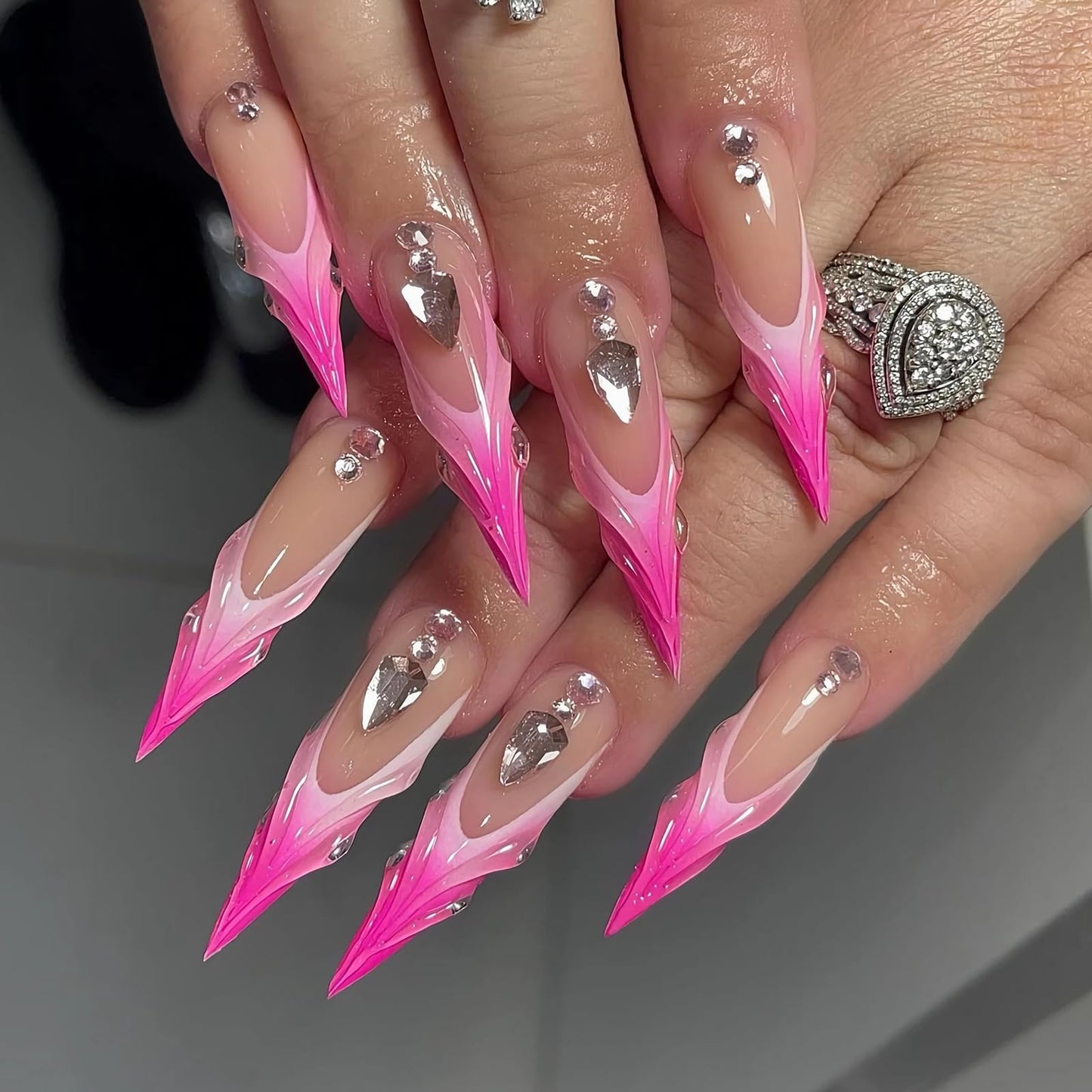 MISUD Press on Nails Long Stiletto Fake Nails Glossy Glue on Nails Almond Acrylic Nails Pink French Tip Artificial Nails Rhinestone Stick on False Nails with 3D Swirl Design 24pcs