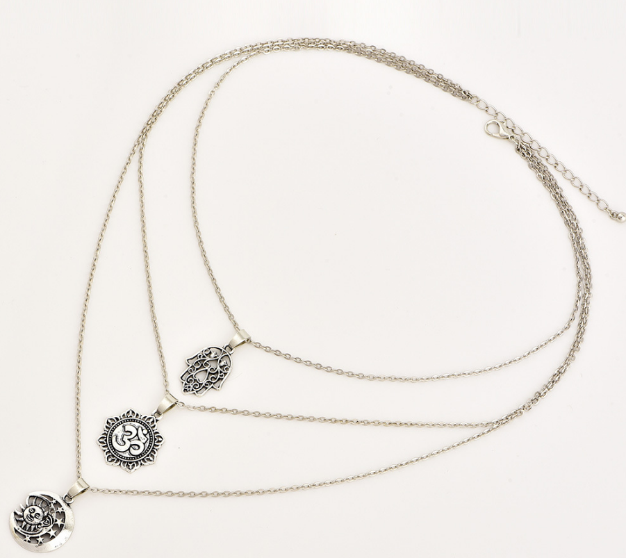 Layered Star and Moon Necklace Set