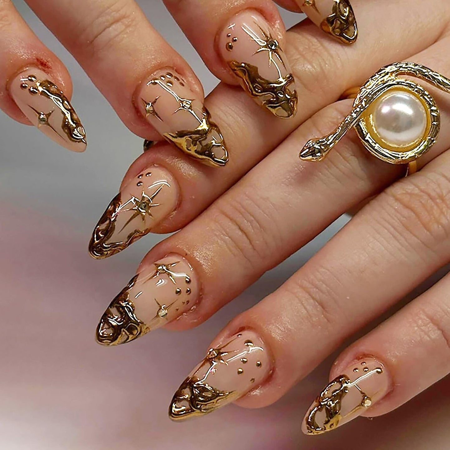 24Pcs French Tip Press On Nails Medium Almond Fake Nails Gold Nails Press Ons Full Cover False Naills With Gold Star Designs Acrylic Nails Glossy Glue On Nails Stick On Nails For Women
