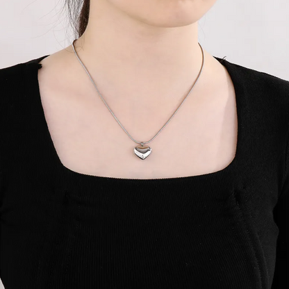 Exaggerated Hollow Love Pendant Necklace