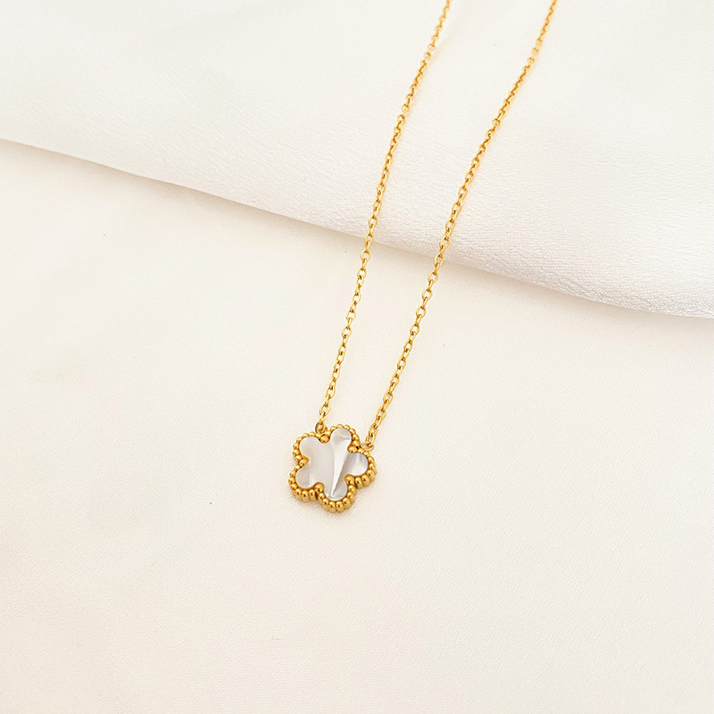 Five-Leaf Flower Pendant Necklace, Earring & Bracelet Set for Women