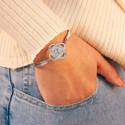 I AM ALWAYS WITH YOU Clover Bracelet for Women