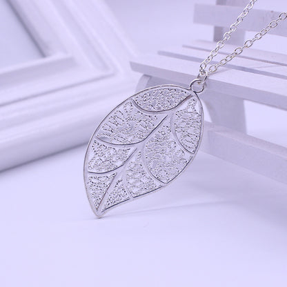 Creative Leaf Jewelry Set - Necklace & Earrings