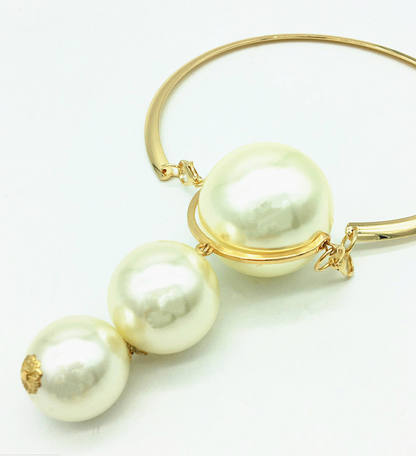 Exaggerated Large Pearl Pendant Necklace