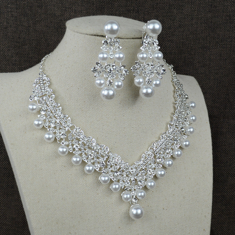 White Bride Necklace and Pearl Earring Set