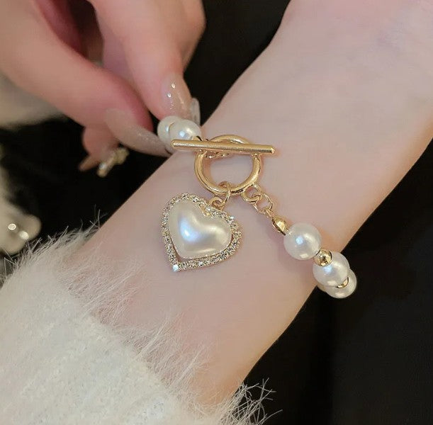 Diamond OT Buckle Pearl Heart Bracelet