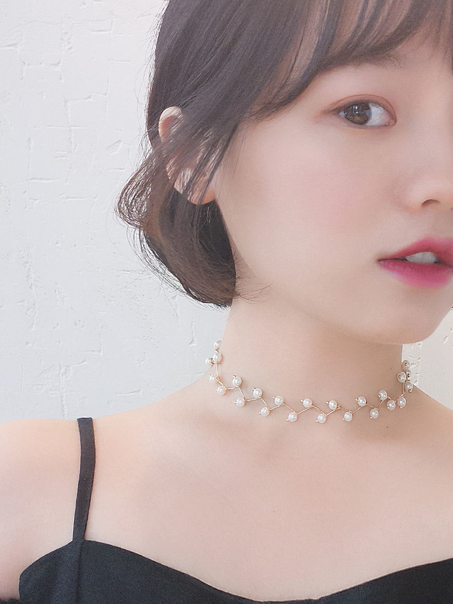 Minimalist Pearl Choker Necklace with Korean Style