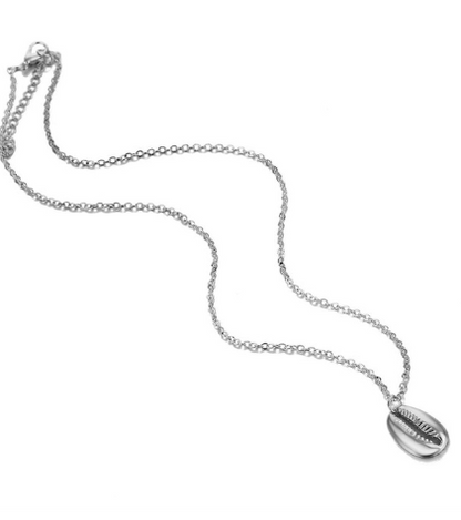 Versatile Metal Layered Necklace with Shell Pendant