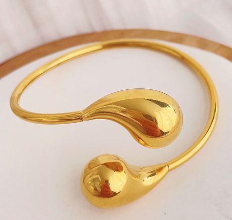 18K Gold Plated Yin Yang Bracelet (One Piece)