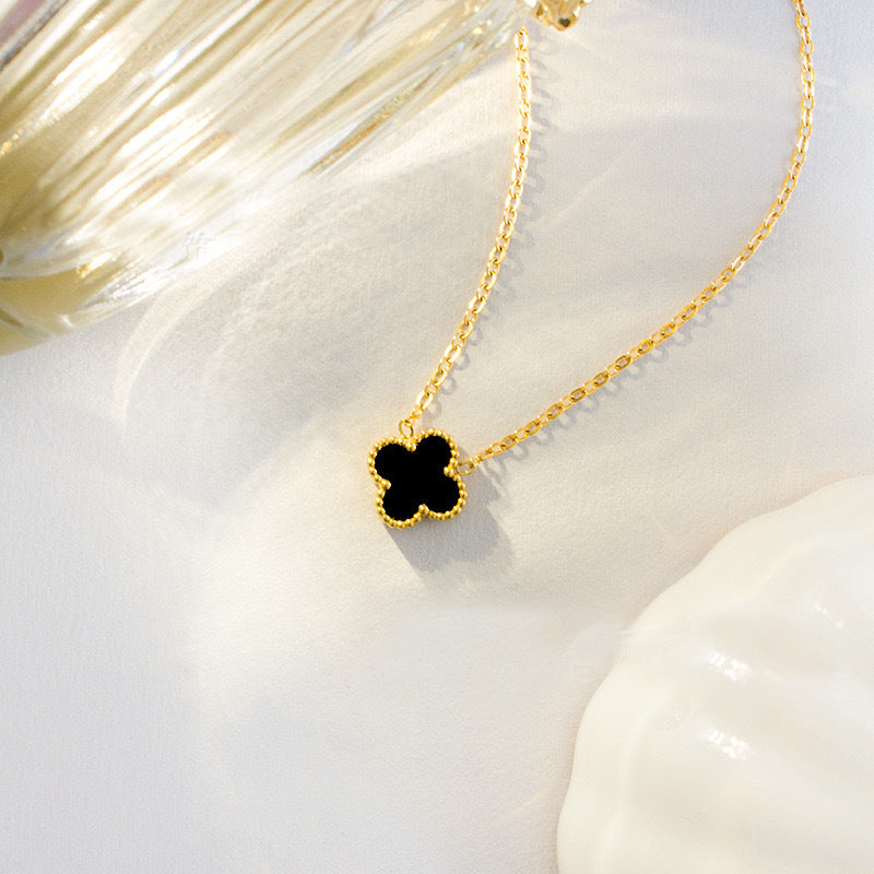 High-End Four Leaf Clover Bracelet in Titanium Steel