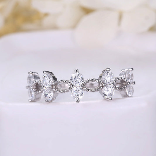 S925 Silver Zirconia Engagement Ring with Star Design