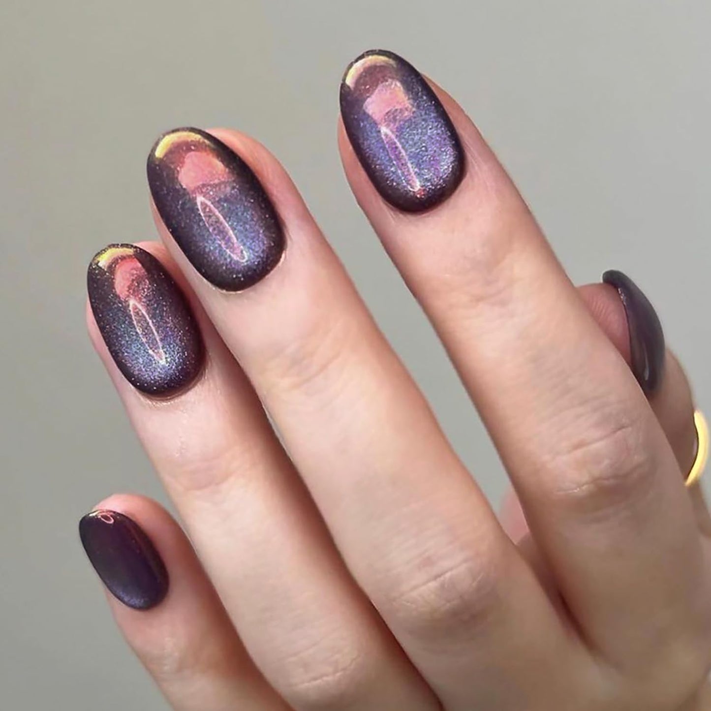 Press on Nails Short Oval False Nails Cat Eye Fake Nails Plating Artificial Nails Fashion Charm Nails Artificial Acrylic Nails 24Pcs Full Cover Glossy Reusable Coffin Nails Glue on Nails for Women