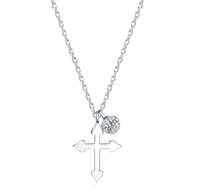 Fashionable Cross Pendant Necklace