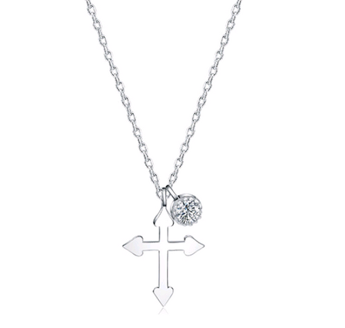 Fashionable Cross Pendant Necklace