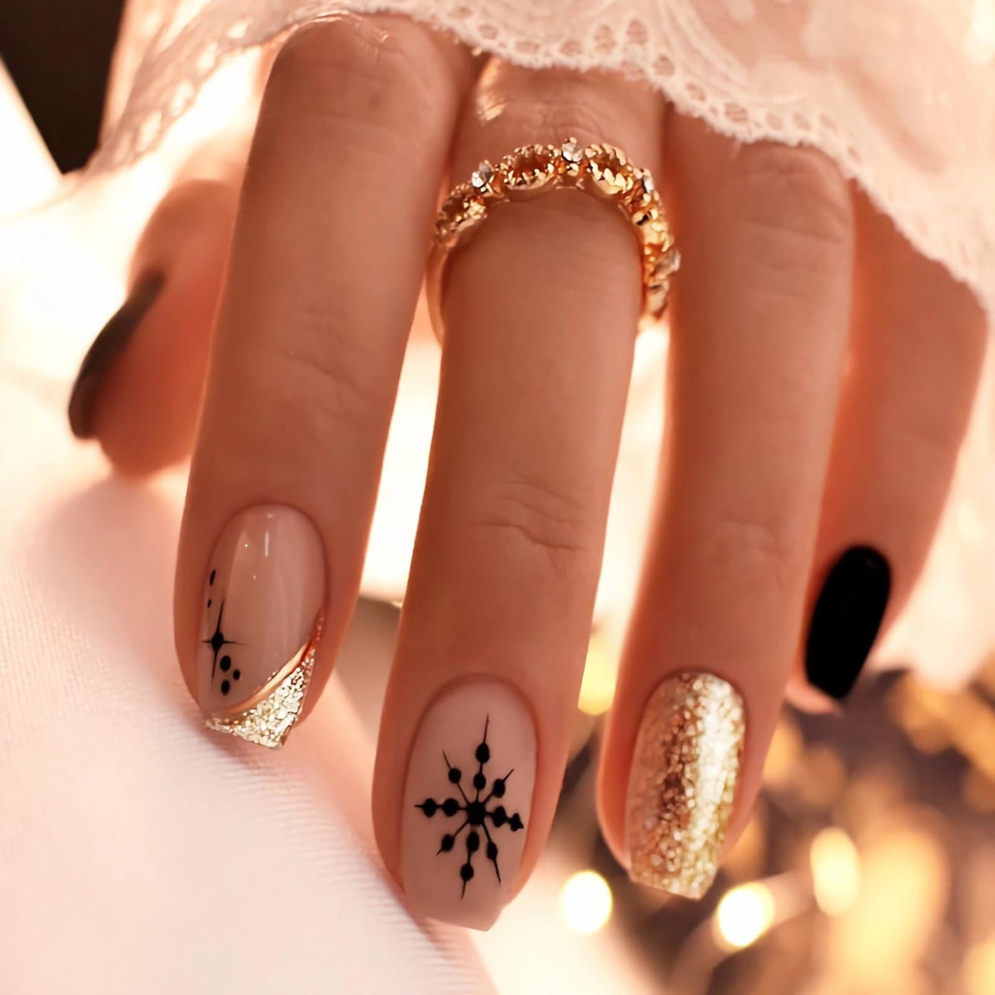 BABALAL Christmas Press on Nails Square Short Fake Nails Black Glue on Nails Winter Snowflake Design Acrylic Nails Gold Glitter Bling False Nails 24Pcs Squoval Stick on Nails Artificial Nails