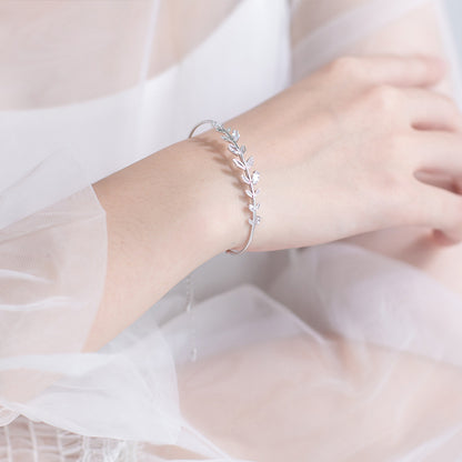 S925 Silver Adjustable Bracelet with Diamond Leaves