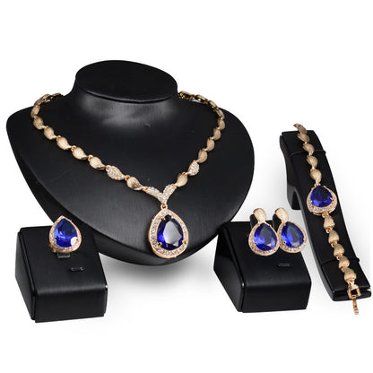 2018 Fashionable Statement Necklace and Earring Set