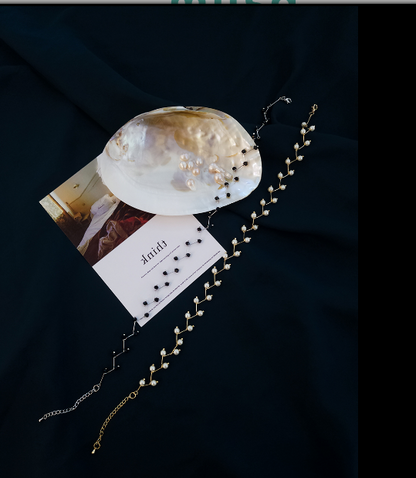 Minimalist Pearl Choker Necklace with Korean Style