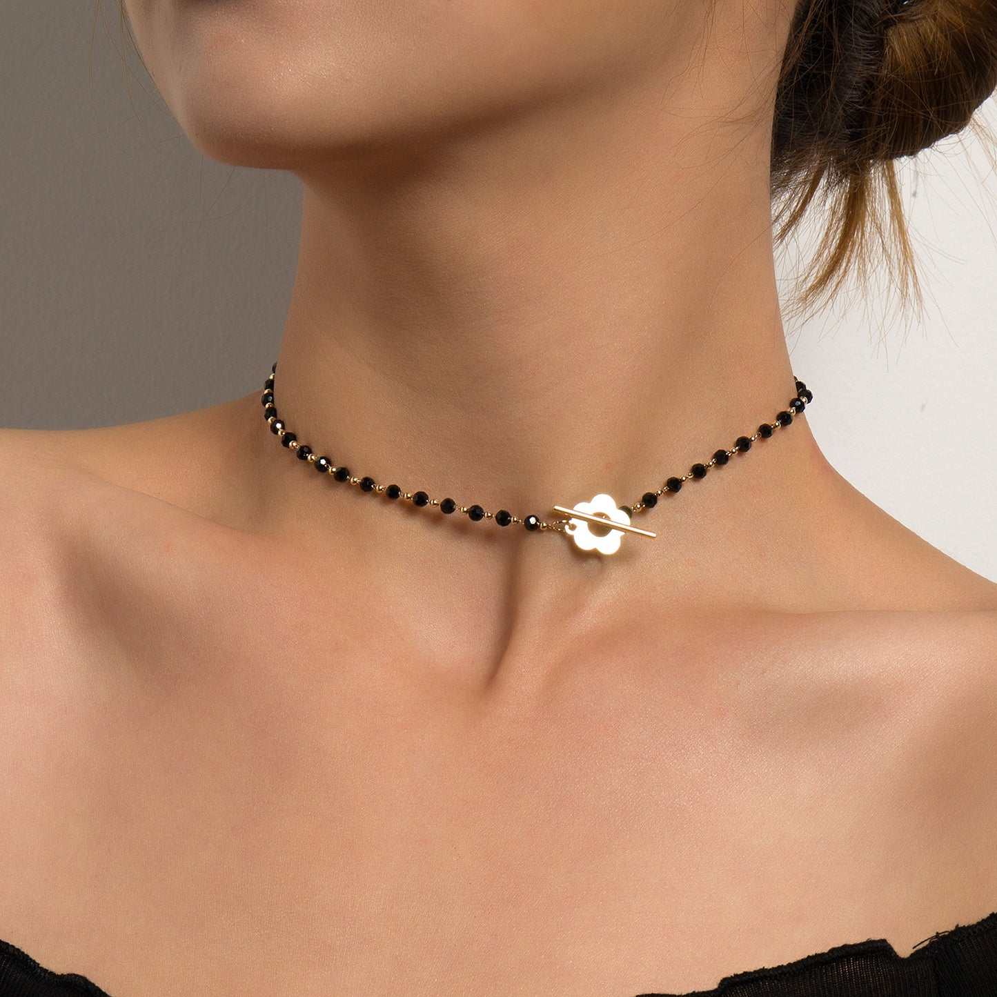 Black Crystal Glass Bead Chain Short Flower Necklace