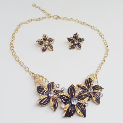 Cute Flower Design Jewelry Set - 3pcs Earrings & Necklace