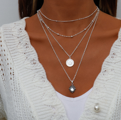 Fashionable Layered Turquoise Pendant Necklace for Women