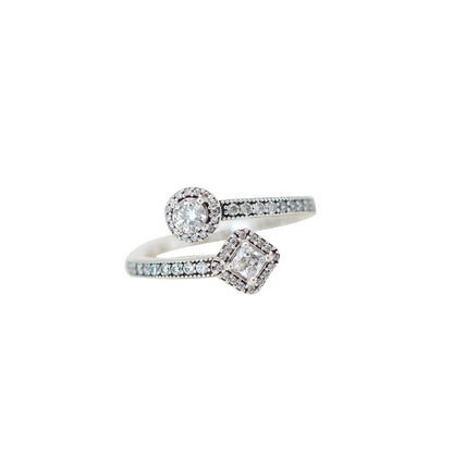 Elegant S925 Hollow Silver Ring for Women (191031CZ)