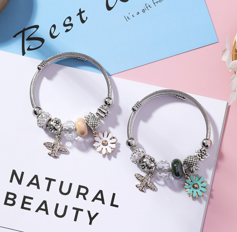 Airplane Flower Bead Bracelet and Jewelry Set