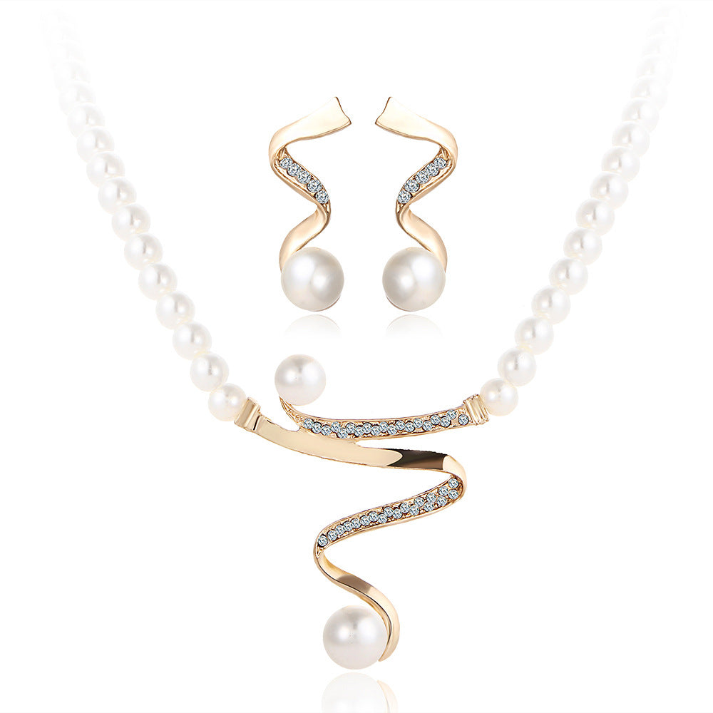 Pearl Necklace and Earring Bridal Jewelry Set