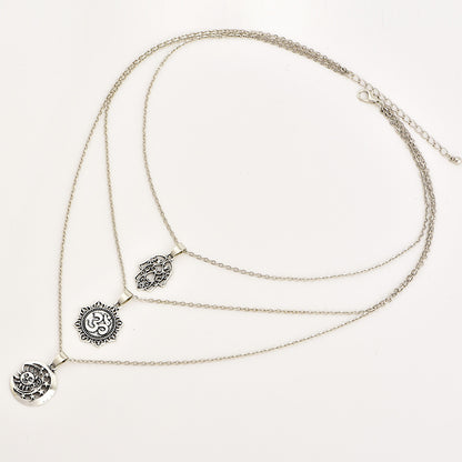 3D Star and Moon Pendant Layered Necklace