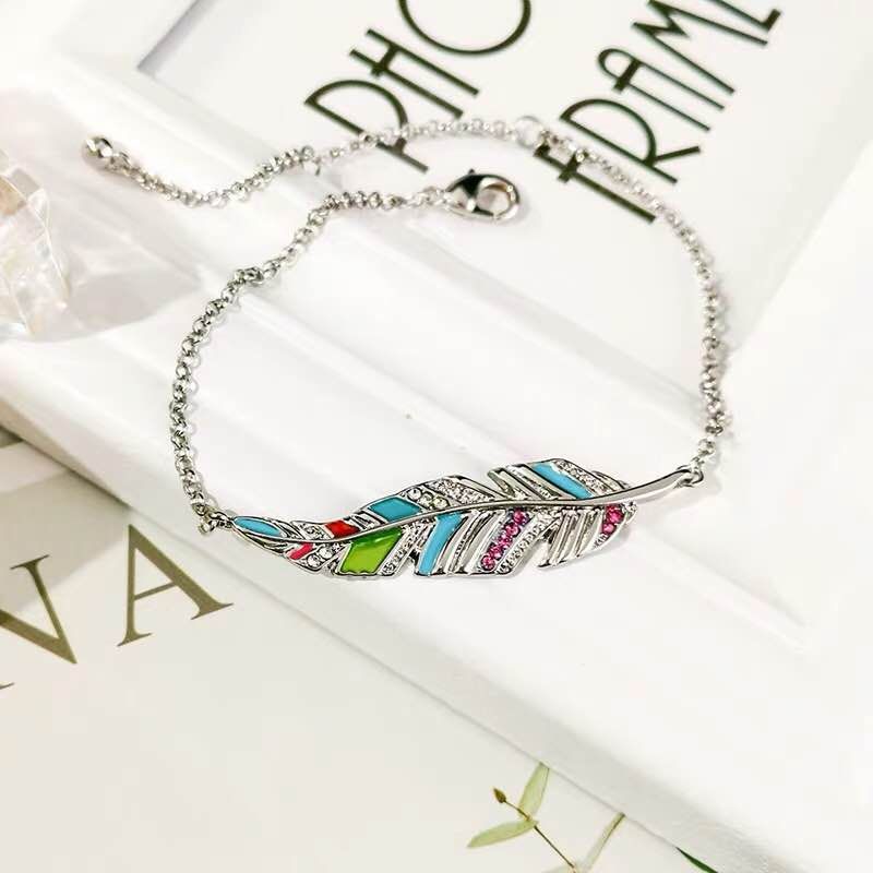 Creative Enamel Leaf Necklace and Earring Jewelry Set