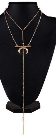 Fashion Multi-Layer Necklace with Moon Pendant for Women