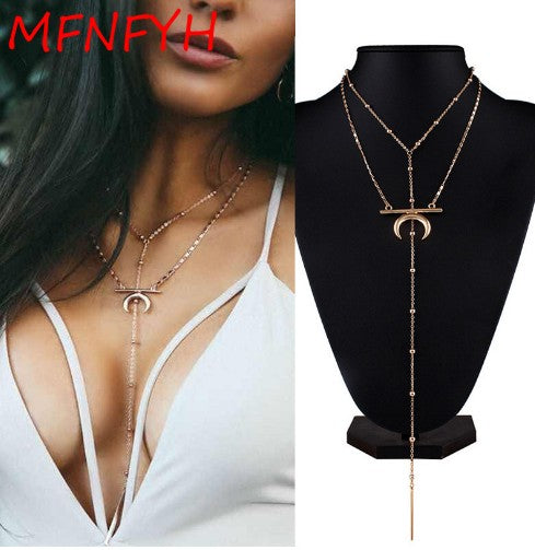 Fashion Multi-Layer Necklace with Moon Pendant for Women