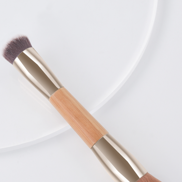 Wooden Handle Nylon Loose Powder & Blush Makeup Brush