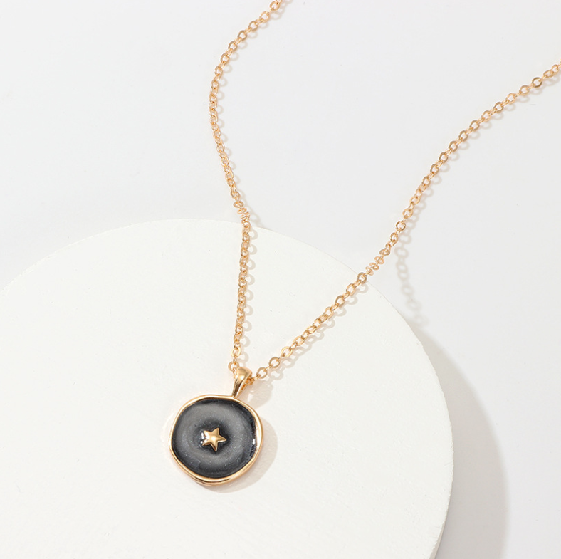 Stylish Alloy Star and Moon Layered Pendant Necklace