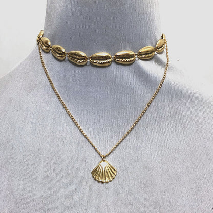 Versatile Metal Layered Necklace with Shell Pendant