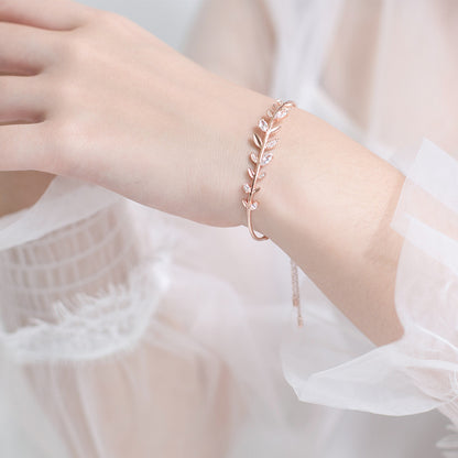 S925 Silver Adjustable Bracelet with Diamond Leaves