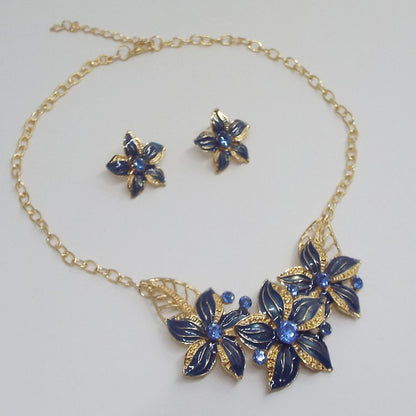 Cute Flower Design Jewelry Set - 3pcs Earrings & Necklace