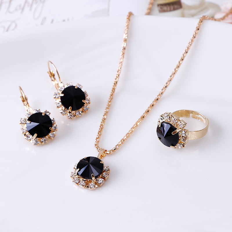Fashion Crystal Jewelry Set: Necklace, Earrings, Ring